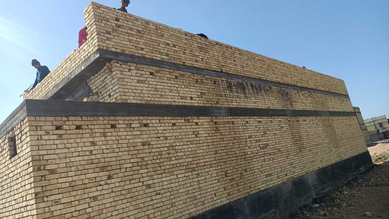 نعمل معاكم بيوت هيكل عظمي فقط 
السلام عليكم 
نبدي معاك مراحل العمل لهيكل 
تقصيد ودفعات معه مراحل بناء 
لهيكل فقط بناء ساس حديد وصب ودفان 
نبدي مرحلت بناء رباط وشبابيك يطارات 
ونجاره رباط حديد وصب بعده كمل لسكف 
معه لتفاق سكف عكادة أو صب هاذه ختيار يخصك معه بيتونه وتشاريف 
بخدمتكم لستفسار هاذه رقمي *********** واتساب
