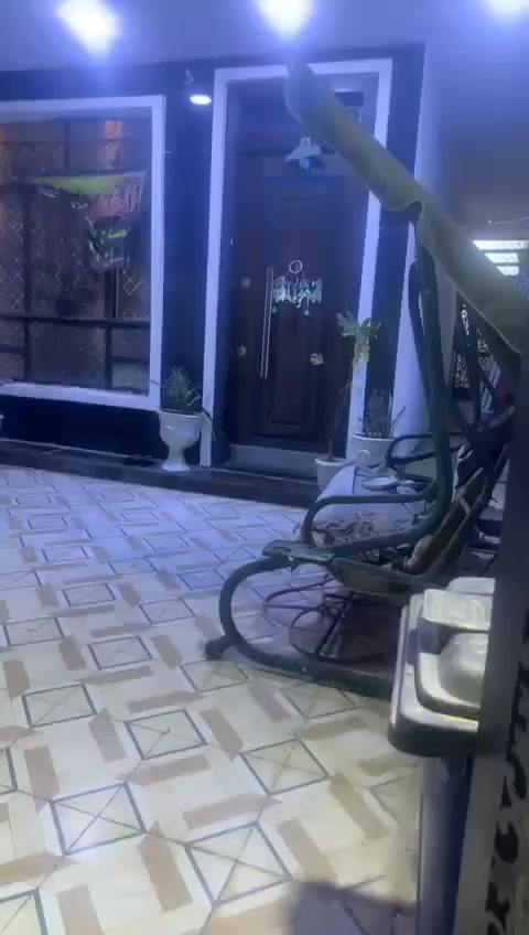 /// رمضان كريم ///
بيت طابو صرف للبيع 
المساحة/ ١٠٠متر (٥م ×٢٠م )
التفاصيل البيت/ طابقين ونص
الطابق الاول //غرفة نوم  واستقبال ومطبخ وصحيات وصالة
الطابق الثاني // غرفتين نوم  وصالة ومطبخ
الخدمات كاملة/ تبليط ومجاري وماء  كهرباء
العنوان /الزعفرانية. شارع الكهرباء .الضباط . خلف جامع الصدرين قريب على الشارع
السعر// ٢١٥مليون قابل للتفاوض
للاستفسار مراسلتنا على الماسنجر الخاص
للاستفسار مراجعة مكتب دلالية المصطفى للعقار الزعفرانية الاربع شوارع خلف ماركت اللؤلؤة مجاور أسواق القبس اوالاتصال او مراسلة واتس اب ***********او***********
