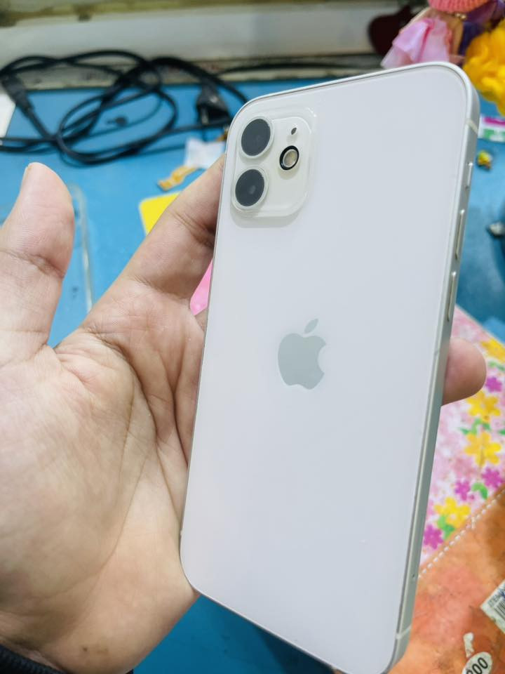 ايفون 12 عادي ممفتوح ذاكره 128 جهاز كلش نضيف  بطاريه 72  ميصرف شحن كلشي شغال مكاني بغداد المدائن سعر 275  وبي مجال


**إذا كنت صاحب هذا الإعلان وتريد حذفه لأي سبب، رجاءا أرسل رسالة إلى الدعم الفني**