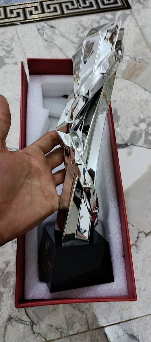 قطعه بهذه الشكل وزنه ثكيل انطوني بيهه سعر وبلعافيه


**إذا كنت صاحب هذا الإعلان وتريد حذفه لأي سبب، رجاءا أرسل رسالة إلى الدعم الفني**