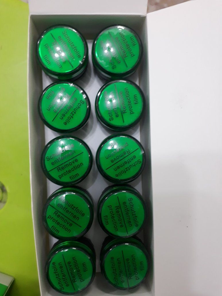 توفر مصباح إشارة 
اللون الأخضر والأزرق 
60  أخضر و 60  ازرق 
سعر 24000   دينار 
العرض يشمل التوصيل المجاني لكل مناطق العراق 

واتساب الحجز//  ***********
