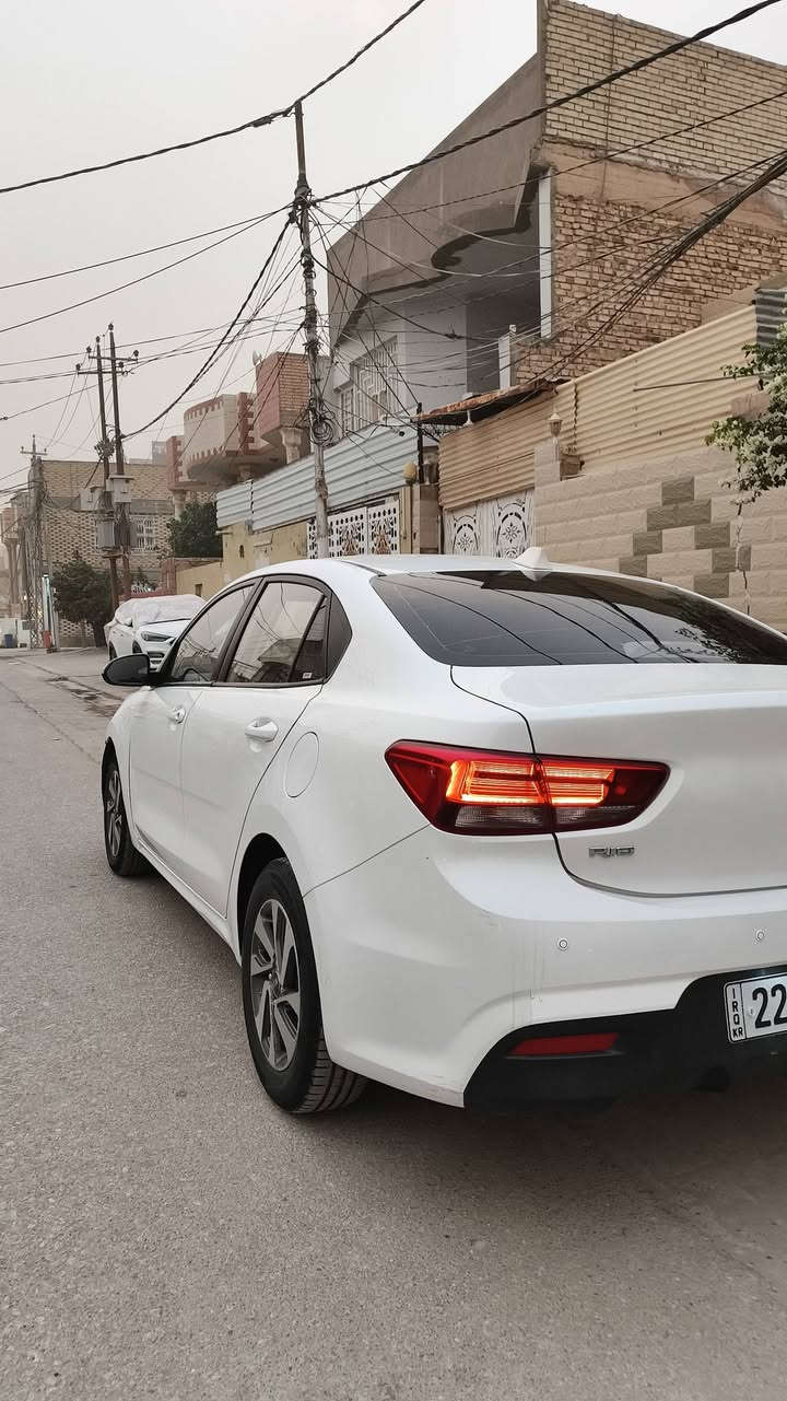 كيا ريو 2019خليجي
محرك 1400 
سنويه بأسمي ستوني مسوي هزه وفحص 
السياره قطرة صبغ مابيه
بيه باردات موضحهن بل صوره 
ستوني مسوي حداديه امامي خلفي 
كير مكينه كفاله 
السياره جاهزه 
مكاني النجف الاشرف 
السعر٩٨ وبيه مجال
 ***********
