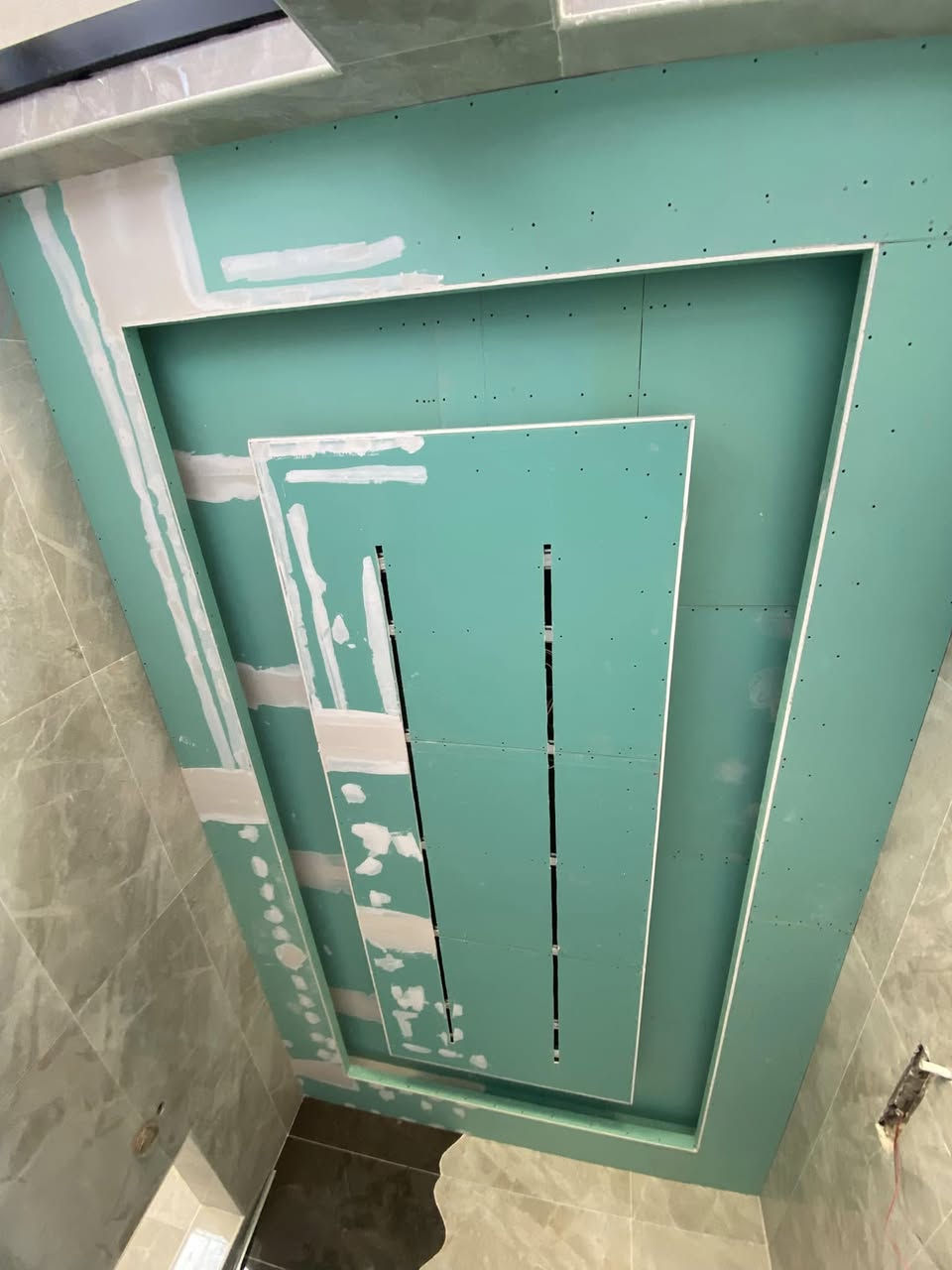 عبود لديكور الشغل درجه درجه اوله الااستفسار ***********  العنوان كربلاء
