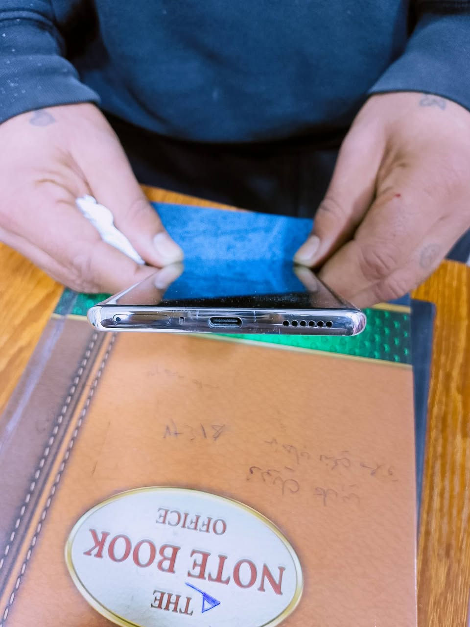 السلام عليكم شباب جهاز للبيع اسم الحهاز تكني كامون 40برو الجهاز مستخدم شهر كامل كفالة عامه الجهاز نضيف كلش السعر 400بي مجال الستفسار خاص الرقم ***********
