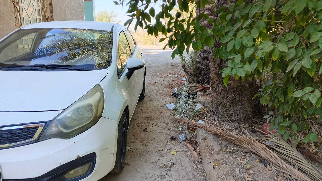 سلام عليكم 
ريو موديل 13 خليجي 
محرك 1600
السعر 75 وبيه مجال 
كفاله فقط جاملغ امامي بدون دواخل 
تبريد جديد مكينه كير 
تريد تحويل تريد وكاله 
نجف ناحية الحريه 
***********
