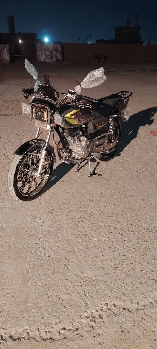 نامي ابروو 25غني عن التعريف محرك 200شرك يشك الكاع جديد سعر 825بي مجال للشراي تعال  ***********
