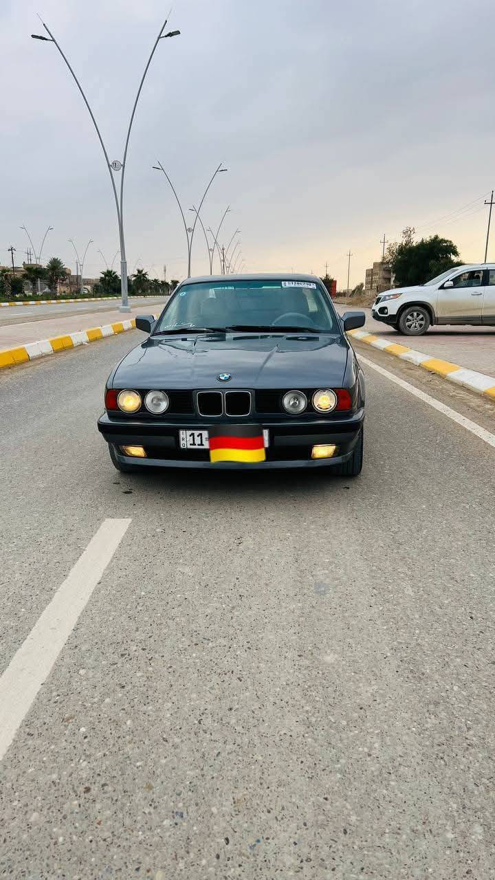 سلام عليكم
للبيع بي ام 525 رقم بغداد انكليزي باسمي

كير ومحرك مسكر مكفولات

صدر جديد

سلايت روف شغال

غرفه حلوه

جام امامي شغال 

صبغ عام جماليه بدون ضرر

السعر 60 وبيه مجال

مكان السياره تكريت

الاستفسار الاتصال ع
*********** بيه واتساب
