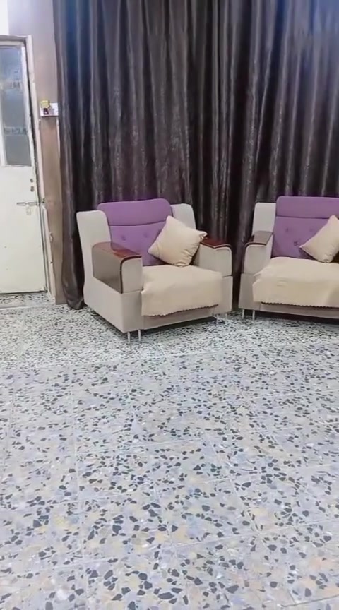 تخم تركي تكمه 7 مقاعد .... 170 وبي مجال حگ الجيه... أكو توصيل بكروه حسب المنطقه
بغداد المعامل ... 
***********
