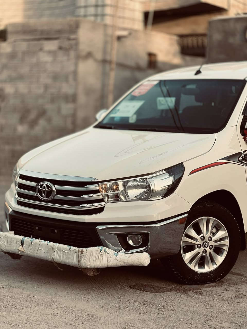 سلام عليكم شباب شباب سياره بيكم ناصي (24) مديل ماشيه (70)الف بسمي سياره فول مواصفات سياره نضيفه حيل كفاله عامه رقم الهاتف (***********) تصل وبيك خير وتدلل (مكاني بصره زبير )🙏🏽🤎
