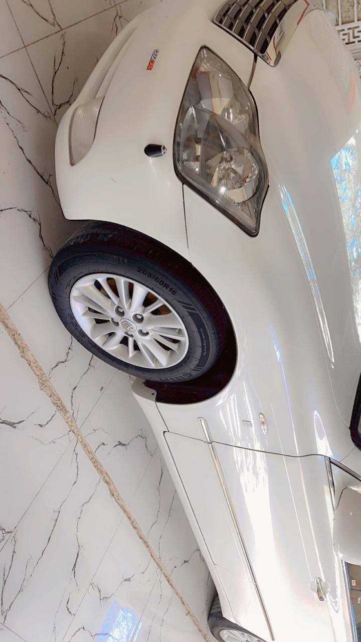 سلام عليكم من رخصت المدير المحترم شاهينه مديل 7 كصتين بصمه رصاصي فتحه تخم تاير جديد تبريد ثلج ماتصرف عليه ربع حداده طوبه بلاد دخول جديد داخل برتغالي بالإمارات مطعمه لايت زنون دوار كرستال اصل كامره دواره  مري شفط ترحيب عن بعد تشغيل بصمه سيدي شغال بلوتوث بلادي رقم فقط بدون سنويه العنوان البصره القرنه بني منصور للعلم سياره زيرو جادر واكفه *********** وات ساب فقط السعر 42 مجال
