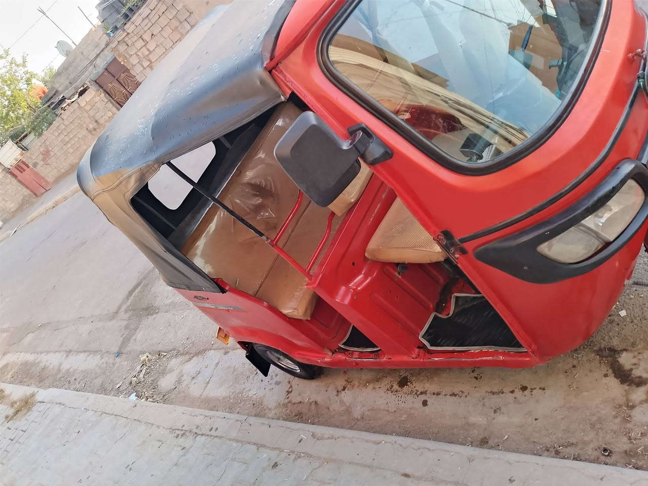 سلام عليكم شباب تكتك البيع موديل 18وراق صولي الترقيم سعر 3 وبيه مجال ***********بيه مكينه مال 20مفوله
