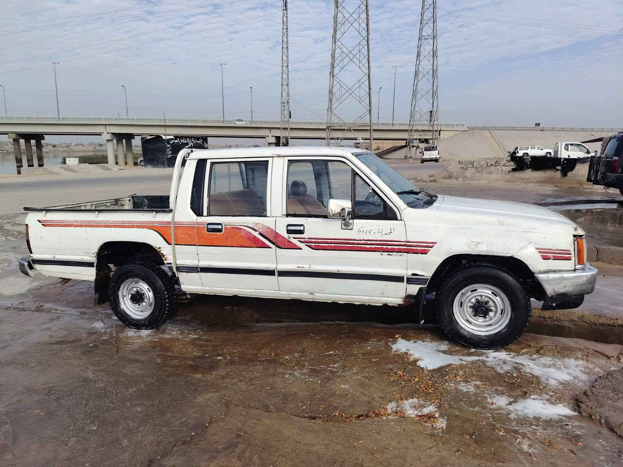 سلام عليكم بيكم مستوبيشي مديل 92 مكينه ونيجي 4 اسلندر رقم بغداد مشروع وطني سنويه ل 28. شاصي مكفول السعر 40 وبيها مجال العنوان بصره مدينه رقم الهاتف ***********
