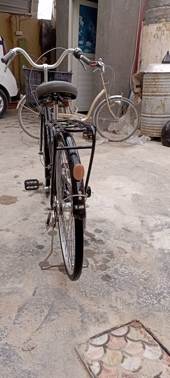 السلام عليكم اليوم جبنالكم بايسكل حجم 27 مكفول كفاله خاص متواجد والسعر 80 وهذه الرقم ***********
