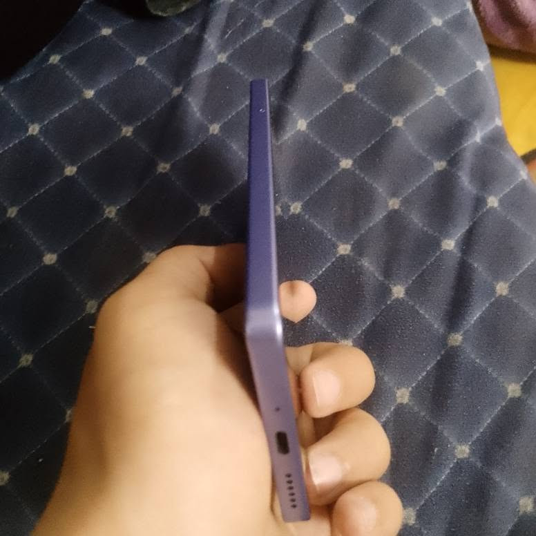 موبايل بوكو  M6 برو
ذاكره 512   عشوائيه 12 + 6 
مبدل شاشه اصليه شركه
و كامره خلفيه بيها تراب شويه مغوشه 
موبايل فول مواصفات و كدامكم شوفو
سعره 160 و بي مجال قليل 
للتواصل ***********
