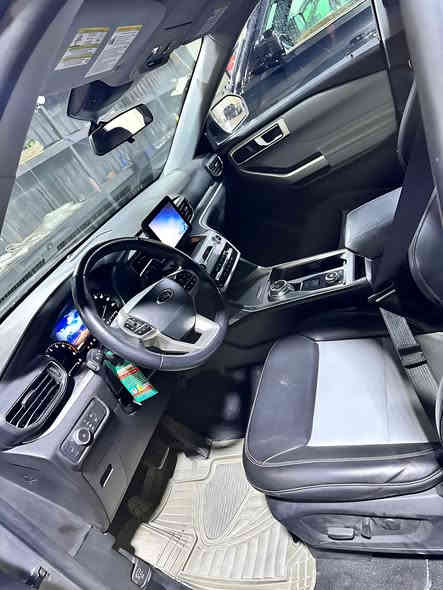 بسم الله وعلى بركة الله تعالى توكلنا
FORD EXPLORER XLT 2022

السعر 25.000 $ 

الملاحظات /

- ايرباكات كلها سليمة (على وضع الشركة)

- تصليح بارد فقط باب الصندوق

الفئة / XLT 

اللون / نفطي 

الموديل / 2022

المحرك / 4 سلندر توربو 2300cc 

القدرة الحصانية / 300 حصان

رقم الشاصي / 1FMSK8DH7NGA18877

رقم اللوحة / شمالي

عداد المسافة  (قابل للزيادة) / 56347 كيلومتر

 المواصفات :

- بصمة 

- دخول ذكي 

- فور ويل درايف 

- تحكم ستيرن

- تدفئة ستيرن

- رادار جانبي 

- رادار امامي وخلفي 

- اوتو ستوب ستارت 

- شاشة

- كاميرا خلفية

- كشنات امامية كهرباء 

- كشنات امامية تدفئة 

- كشنات مخمل 

- كشن خلفي متصل

- وضعيات قيادة متعددة

- سايد بريك بصمة 

- تحديد مسار 

- تبريد مركزي 3 قطع

- اوامر صوتية  

- مانع تصادم (انذار + بريك توقف طوارئ ذاتي)

- كير 10 سرعات 

- صندوق كهرباء 

- لايت لد 

- ويل 18

- مانع انزلاق 

- اندرويد اوتو 

- اوتو هولد 

 

 (( صور الحادث مرفقة مع الصور ))

موقع السيارة (بغداد)

للتواصل ( واتس اب + اتصال )

***********
