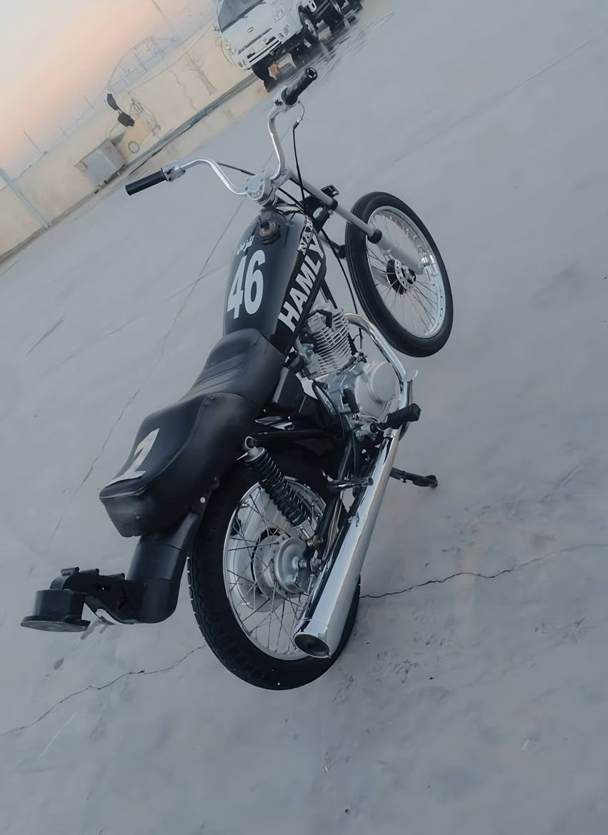 دراجه للبيع مديل 25 (اوراق اصولي اصولي مو كلك) دراجه مامتعوبه  مفتوحه فقط ولفات السعر (625) والشراي ينتصل ويدلل
***********
