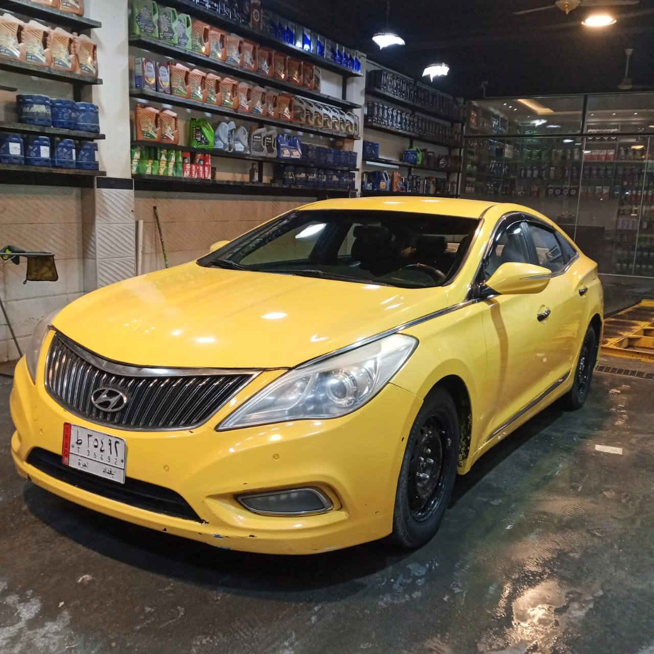 للبيع ازيره تكسي 2013سياره جاهزه من كلشي مكينه 6سلندر 3000 فول عد الفتحه حداديه تبريد مكينه كير جاهزه سونر مرفق بالمنشور ما بيه اي حادث قوي مصفره هيئه مرور خط بغداد نجف سعر 95 مكانه نجف رقم الهاتف ***********
