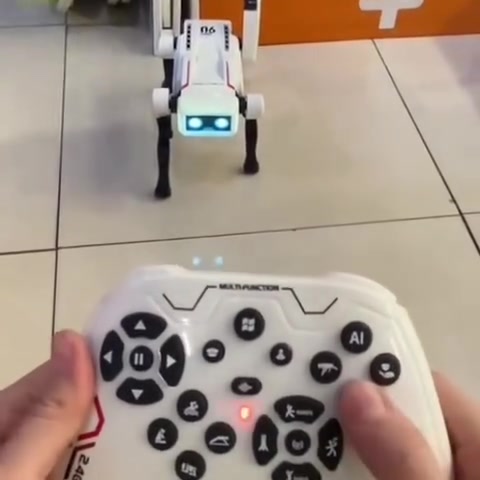 ونس  اطفالك  وسويلهم اجواء حلوة مع الكلب الروبوت التحكم عن بعد 

روبوت الكلب الذكي AI ROBOT – تحكم عن بُعد 2.4GHz مع أوامر صوتية

روبوت كلب تفاعلي يعمل بالتحكم عن بُعد بتقنية 2.4GHz، مصمم للحركة واللعب وتنفيذ أوامر متعددة مع إضاءة وموسيقى.

 • يعمل بتحكم عن بُعد بتردد 2.4GHz لسهولة التحكم بالحركات.
 
• يدعم الأوامر الصوتية (Voice Control) والتفاعل المباشر.
 
• مزود بخاصية البرمجة لتنفيذ الحركات حسب تسلسل الأوامر.
 
• حركات متعددة مثل: التقدم للأمام، الالتفاف، الجلوس، النهوض، والانحناء.
 
• يحتوي على موسيقى، رقصات ديناميكية، وإضاءة جذابة.
 
• يدعم وضع الدورية التلقائية (Auto Patrol) ووضع الاستعراض (Stunt).

 • ريموت كنترول 2.4GHz
 • تحكم صوتي
 • الفئة العمرية: 8 سنوات فأكثر
 • الروبوت: بطارية ليثيوم قابلة لإعادة الشحن 3.7V 
 • الريموت: 2 × بطارية AA 1.5V

الملحقات:
 • جهاز تحكم عن بُعد
 • بطارية ليثيوم قابلة لإعادة الشحن 3.7V
 • كابل شحن

السعر 50 ألف  التوصيل داخل بغداد 3 وخارج بغداد 5 للتواصل معنا على الرقم👈 ***********
