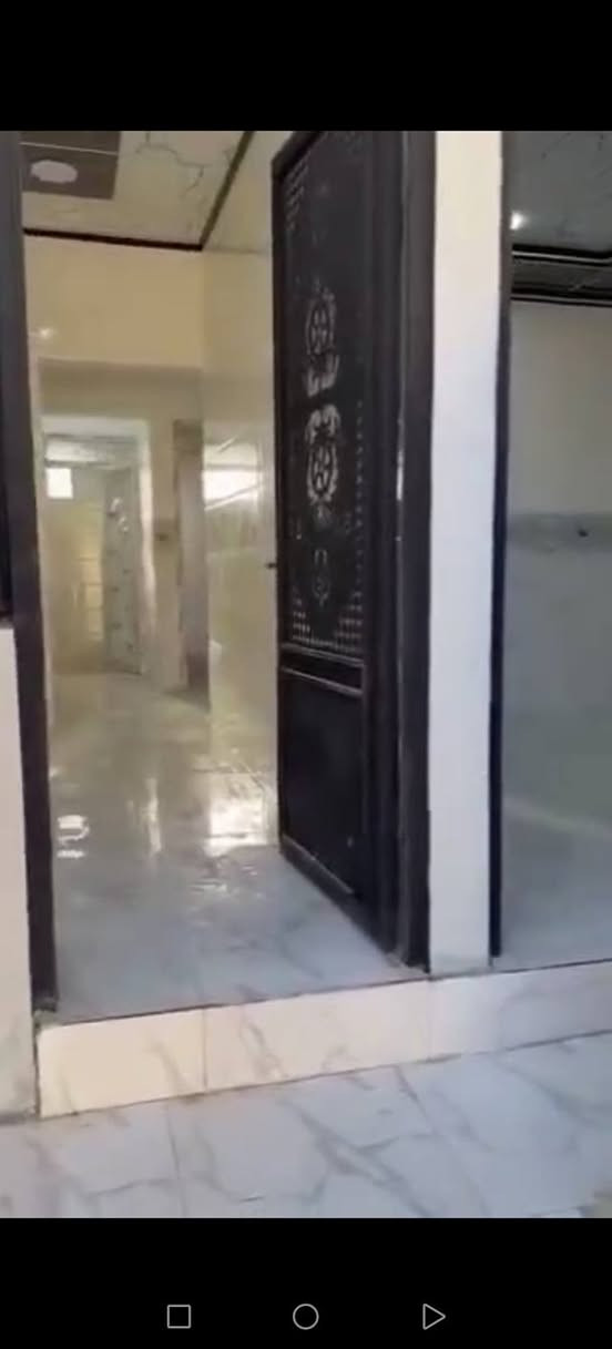 بيتين توام للبيع موصل حي الانتصار شارع 30 مساحه 110 متر البيت الواحد 55 متر طابق واحد فول مواصفات بناء حديث زيرو وما مسكون استلام فوري ركن السعر البيت الواحد 42وبي مجال الاتصال والاستفسار على هذا الرقم *********** رقم***********
