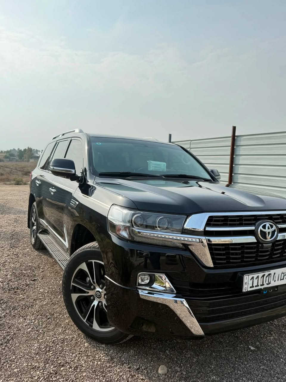 � فرصة ذهبية – للبيع مستعجل 🔥
🚗 لاندكروز 2021 GXR

⚙️ محرك 6 سلندر (V6)

📏 الممشى: 31,000 كم فقط

✨ المواصفات:

 • 8 إيربك (وسائد هوائية)

 • كاميرا 360 درجة

 • جنطات شفط

 • مغلفة حماية PPF بالكامل

 • حالة ممتازة جدًا (نظيفة كلش)

💰 السعر: 57,000 دولار

⚡ قابل للتفاوض للجادين فقط

📍 الموقع: بغداد – ناحية الرشيد


**إذا كنت صاحب هذا الإعلان وتريد حذفه لأي سبب، رجاءا أرسل رسالة إلى الدعم الفني**