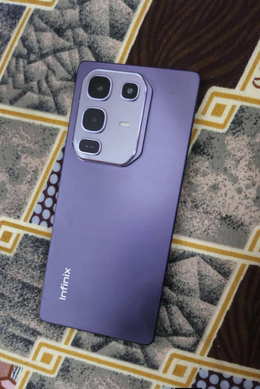 نوت 50 برو السعر 290 وبي مجال كامل ملحقات شاحن 90واط وشاحن لسلكي 30 واط
وكفر الشركه موجود الجهاز جديد مابي شخط
الذاكره 256
الرام 24
*********** بي وتساب 
***********
