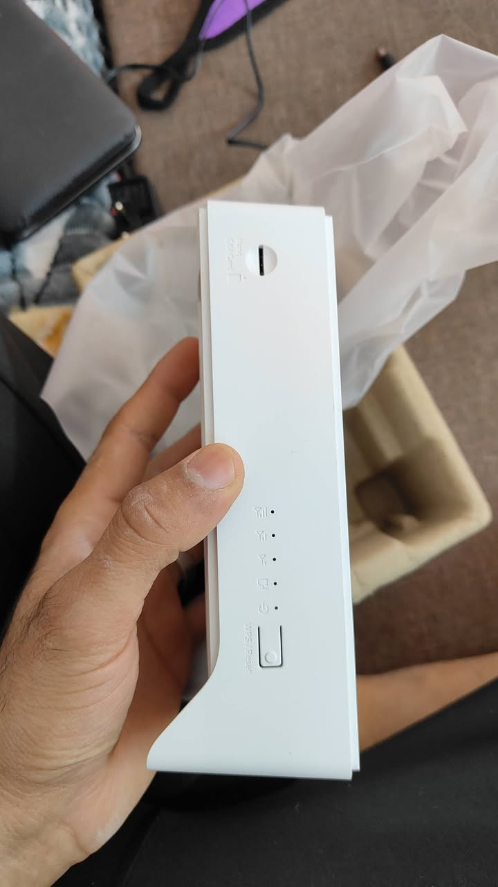 راوتر  شركة MERCUSYS الغنيه عن التعريف شريحه ونانو متعدد الاستخدام  يستقبل 30 جهاز نت ولا غلطه الس.. ع.. ر 40الف قفل جديد ما مستخدم  سعره تره فوك ال50 
***********
***********
