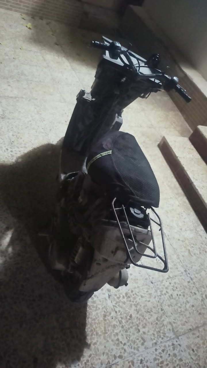 بزون تحريكه فول بس درع مابي كدام العين وبي مجال اتصال السعر اتصل او خاص
***********
