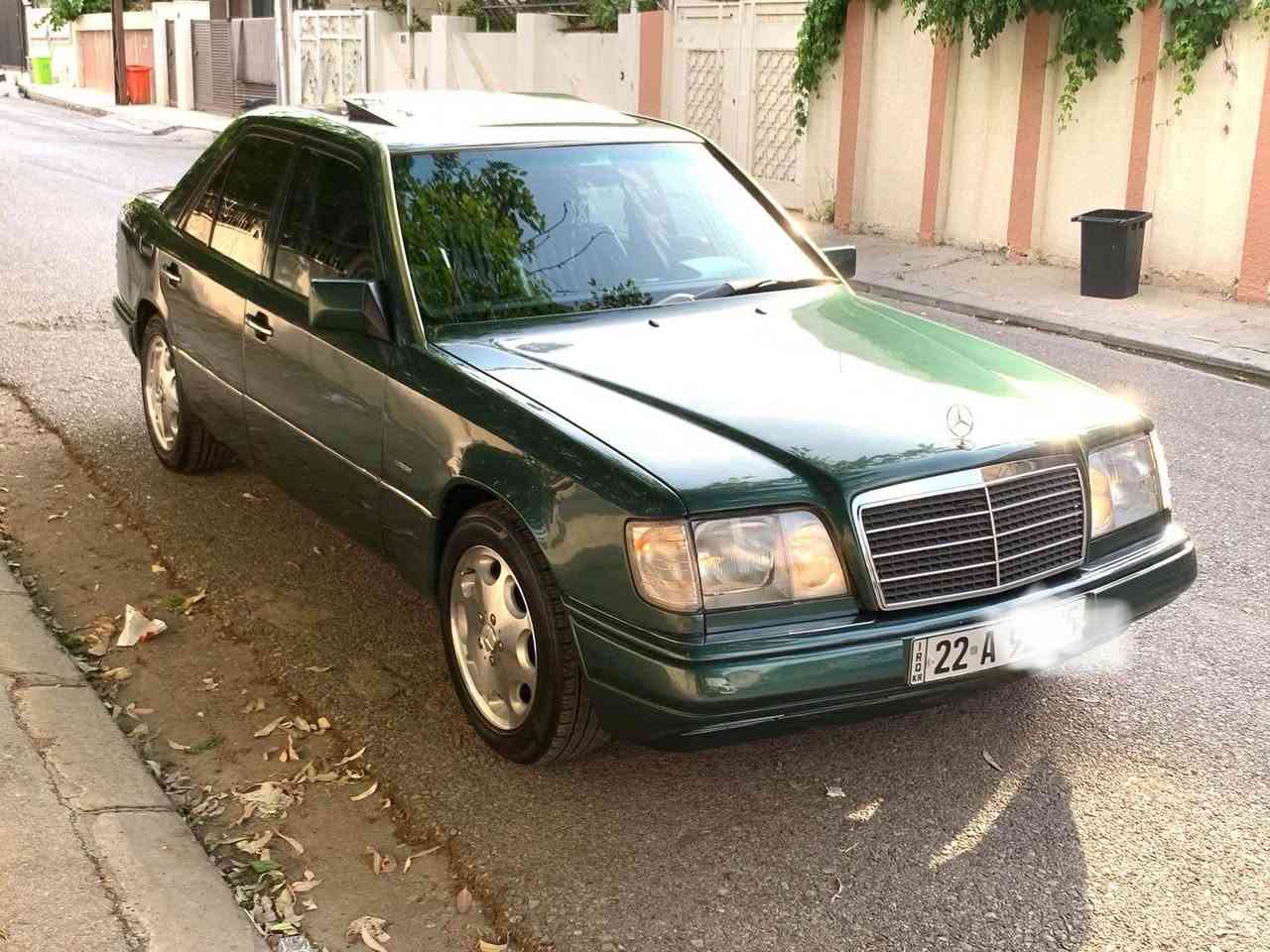 مارسيدس دب موديل ١٩٩٢ مكينة خرطيم گير مكينة تبريد سلايد كلش بل شرط جام كهربا سيارة سنوية رقم جديد بدون حادث سبغ عام جمالى *********** أربيل, العراق
