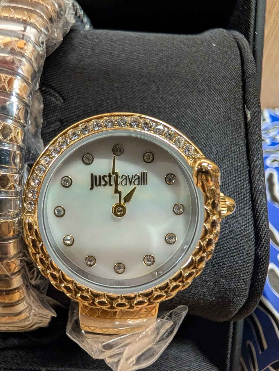 JustCavalli
200 دولار


**إذا كنت صاحب هذا الإعلان وتريد حذفه لأي سبب، رجاءا أرسل رسالة إلى الدعم الفني**