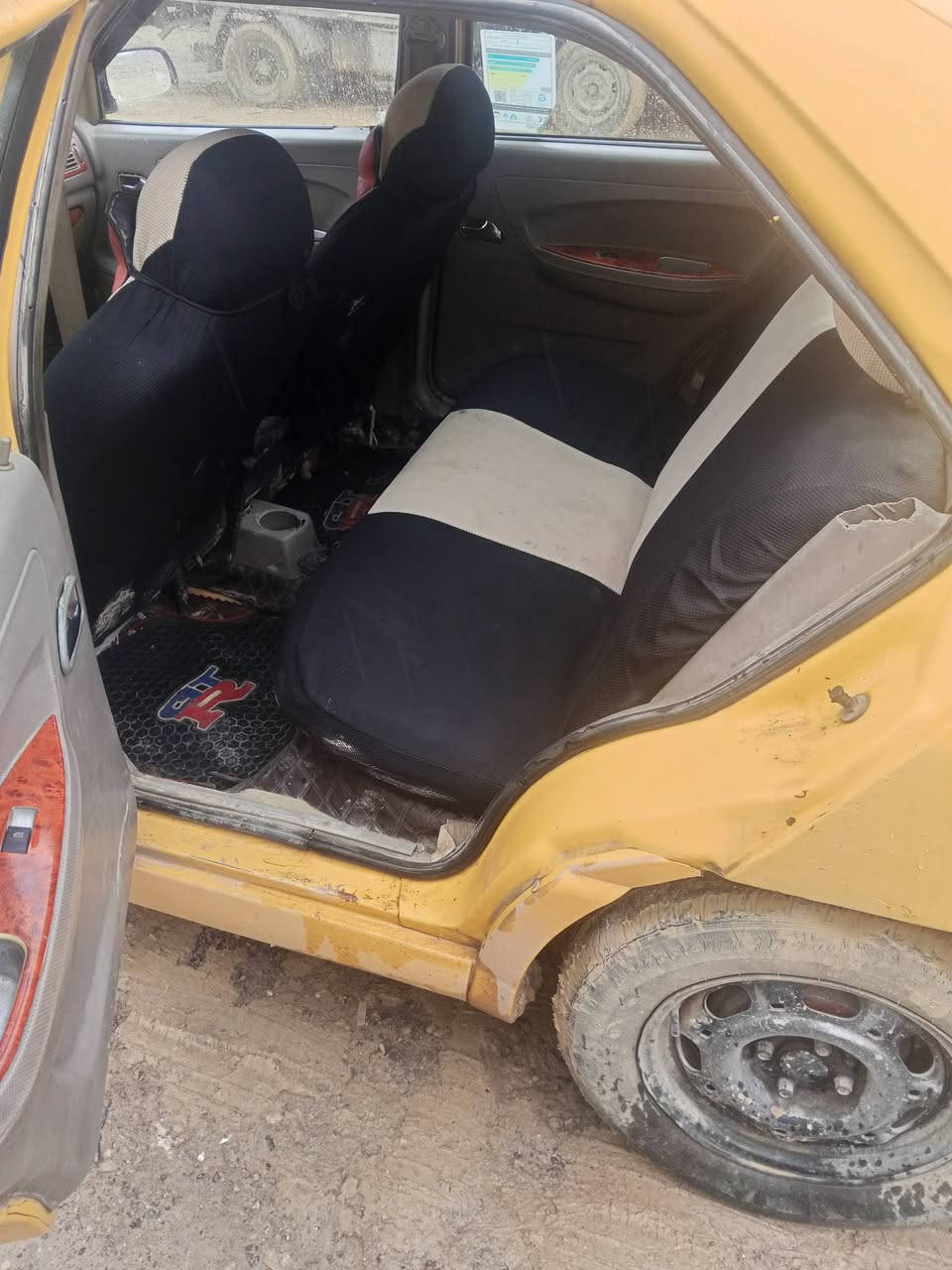 شيري كوين ٢٠١١البيع رقم نينوى هيه وغرامات صفر بيه كربون بنزين شرط تعويل سعر ٢٤وبيه مجل 
*********** 
***********
