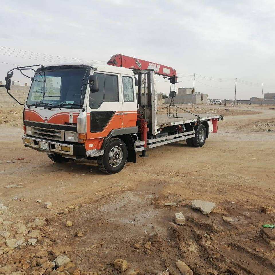 سلام عليكم فوزه مربع مكينة 14 عادي
3 طن كرين فطر بشمعه مضروب باج بسنوية ما مذكوره كرين سيارة جاهزة للعمل بدي حدادية جديدة سنوية لغاية 2027     هاتف ***********
