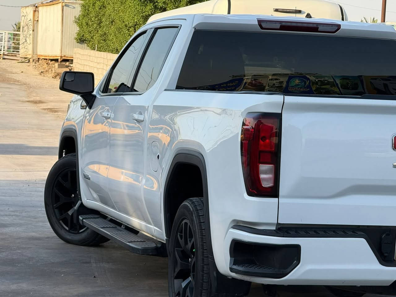 GMC SIERRA
السلام عليكم GMC سيراا 2023 للبيع 

السعر 280$ قابل للتفاوض 

مكينه 2700 توربو 

شاشه كبيره 

عداد دجتل متغير 

كشنات كهرباء 

سياره جاهزه للاخير متصرف عليه الف 

استفسار ***********
