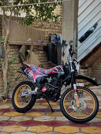 دراجة قفاز • ٢٥٠cc • أوراق أصلية