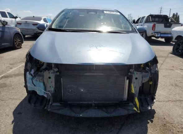 السلام عليكم 
للبيع فقط
تيوتا كورلا
موديل 24
نص فول
حادث واضح
بجم كفاله
كير مكينه كفاله
شواصي لغود كفاله
بدون ايرباك
لون حلو 
موعد الوصول قريب
السعر الى الامارات ( 88 ) ورقه 

للتواصل متوفر فقط ( اتصال + واتساب) 
***********
