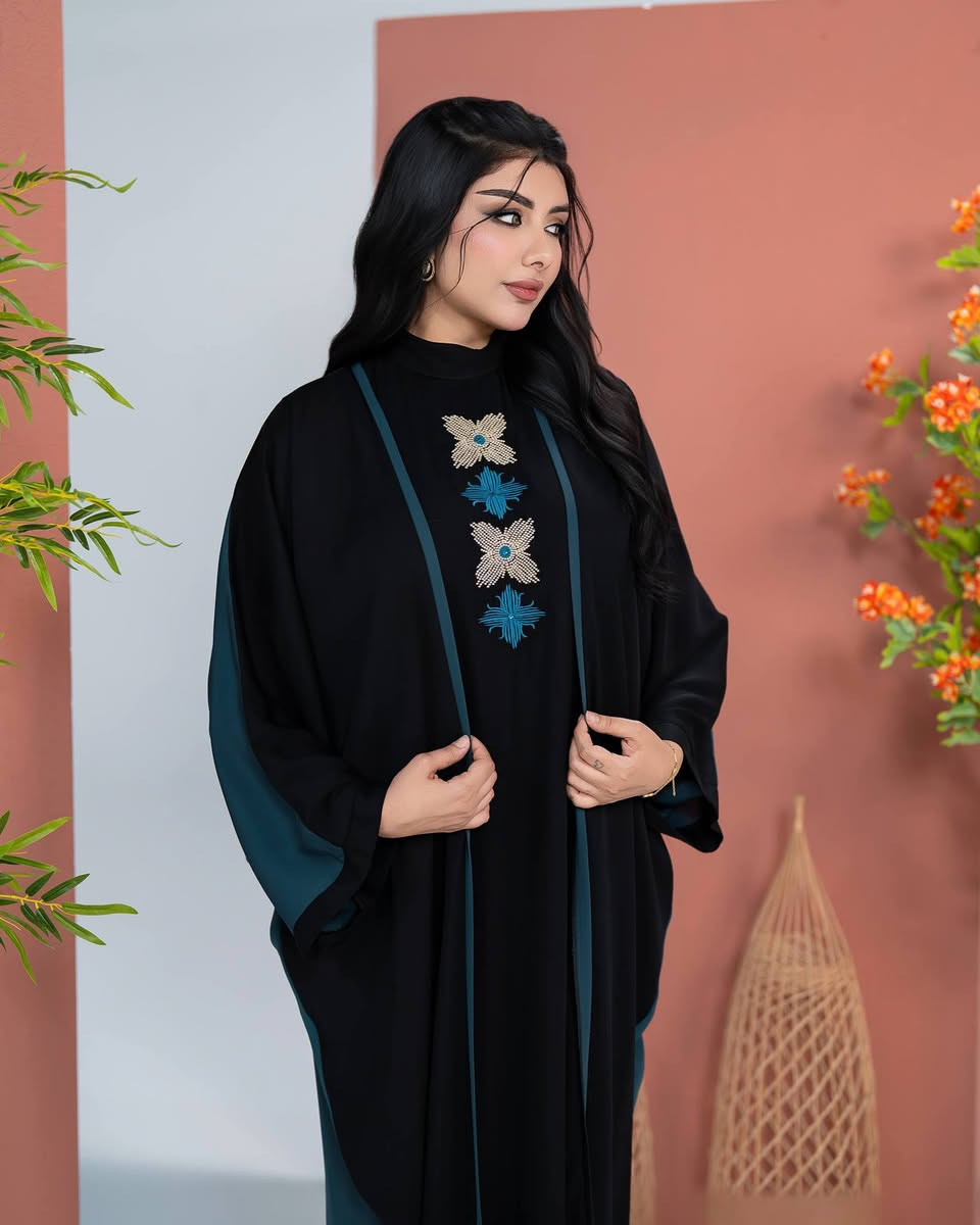 🔵 بسم الله توكلنا على الله  🔵
أحدث صيحات الموضة 
عبايه مع فستان داخلي مع حزام 
  
🎨🎨 الألوان :-الصورة
🎗️التلبيس :-  من وزن 55 الى وزن 120

السعر  50 الف 🔥


**إذا كنت صاحب هذا الإعلان وتريد حذفه لأي سبب، رجاءا أرسل رسالة إلى الدعم الفني**