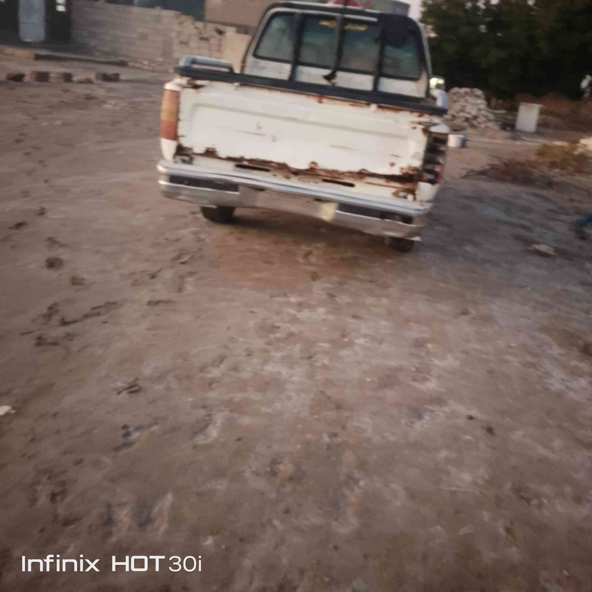 سلام عليكم  بيكم دير لبيع موديل 2009سنويه جديده لحد 2030محرك وكير وشاصي مكفولات مداور ثاني يوم مكان سماوه رقم سياره ذي قار  وهاذا سعر خاص رقمي ***********
