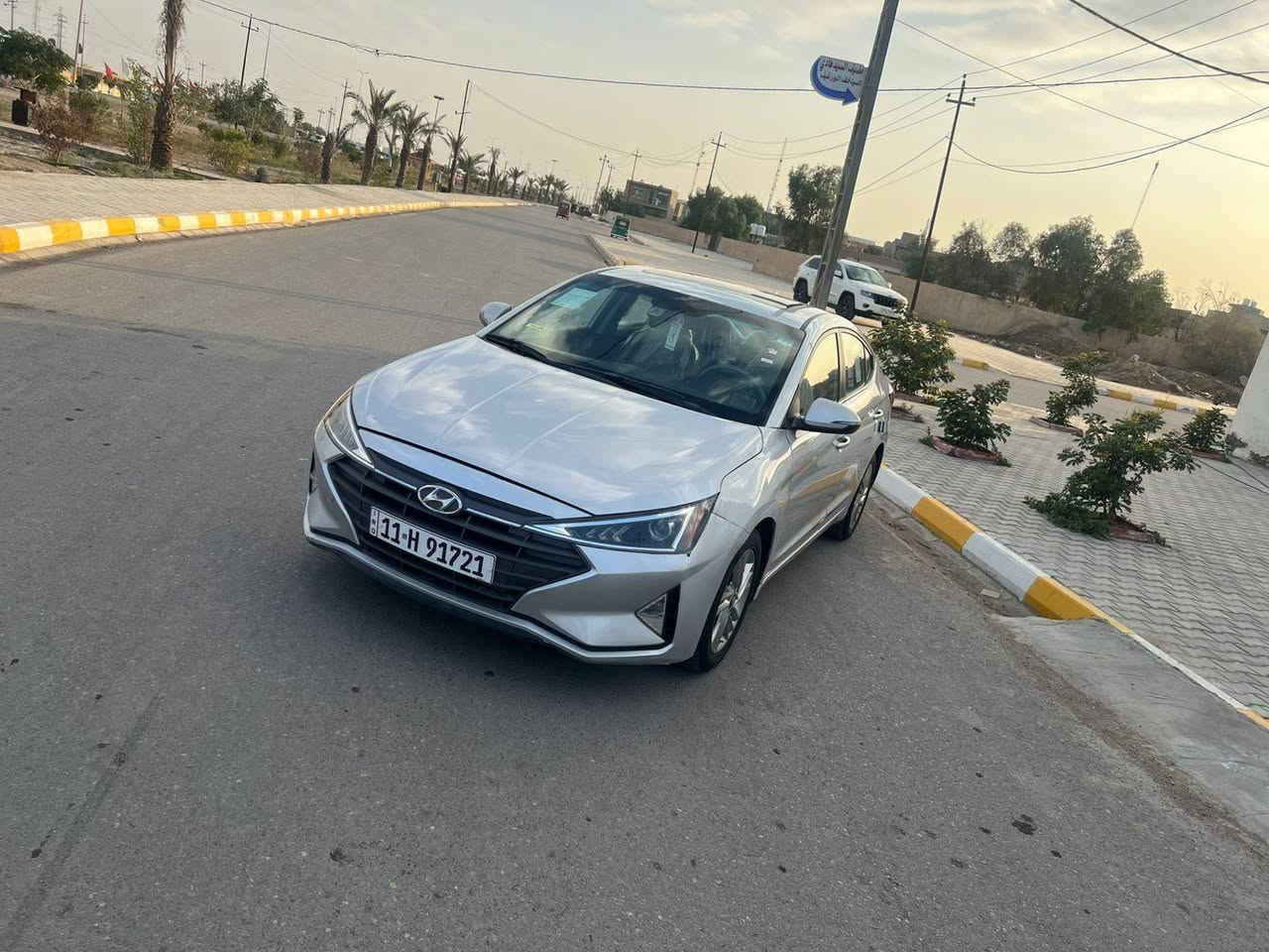 السلام عليكم النترا موديل 2019 وارد امريكي السياره كلين مكفوله من الضربه والتبديل بيه قطعتين صبغ اثر جراد مكينه وكير دوش كير ايتي سياره فول مواصفات واحد على واحد السياره جاهزه من كلشي تخم تاير من حداديه مامي خلفي تبريد تدفئه رقم بغداد دولي تحوال مباشر مكان سياره واسط السعر 125 الرقم *********** الرقم الثاني ***********
