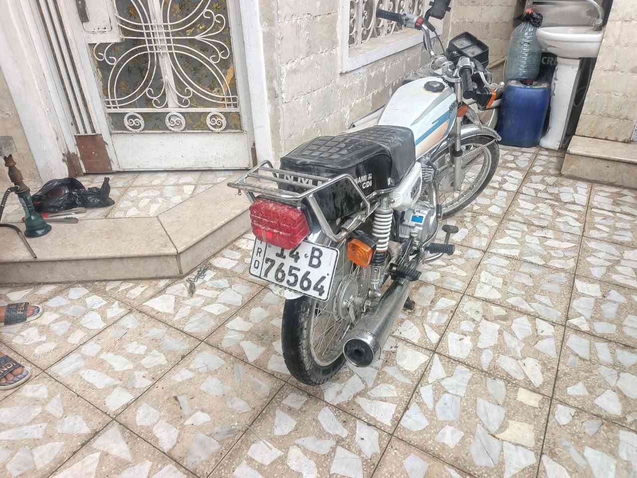 نامه مديل 23 نازله ب24 بلاديه رقم وسنويه جديدات (دراجه بلاديه مكينه ما مفتوحه برغي واحد ما مفتوح بيه) السعر 1650 وبيه مجال رقمي ***********
