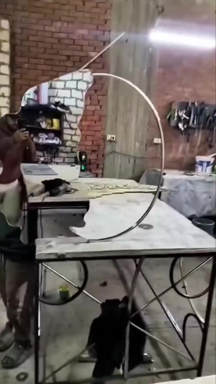 ✨ التميز يبدأ من أدق التفاصيل! ✨هل تبحث عن قطع من الاستانلس ستيل تجمع بين الصلابة، العمر الطويل، والفينش الراقي الذي يليق بذوقك؟ 🤔نحن في [مصنع الجمل للستانلس استيل ] متخصصون في تصنيع جميع منتجات الاستانلس ستيل (304 / 201 / 316) بأعلى معايير الجودة العالمية.🔨 ليه تختارنا؟🔹 جودة لا تُضاهى: خامات أصلية مقاومة للصدأ والتآكل.🔹 فينش الترا لوكس: تشطيب نهائي احترافي ودقة متناهية في التفاصيل.🔹 تنفيذ مخصص: فنيون متخصصون لتنفيذ أي قطعة أو تصميم يخطر ببالك مهما كان معقداً (درابزين - طاولات - واجهات - مطابخ - ديكورات - أعمال تجارية).مهما كانت فكرتك، هنحولها لقطعة فنية تعيش معاك العمر كله! 💎📲 تواصل معانا دلوقتي عشان نحقق طلبك:📞 01065251808


**إذا كنت صاحب هذا الإعلان وتريد حذفه لأي سبب، رجاءا أرسل رسالة إلى الدعم الفني**
