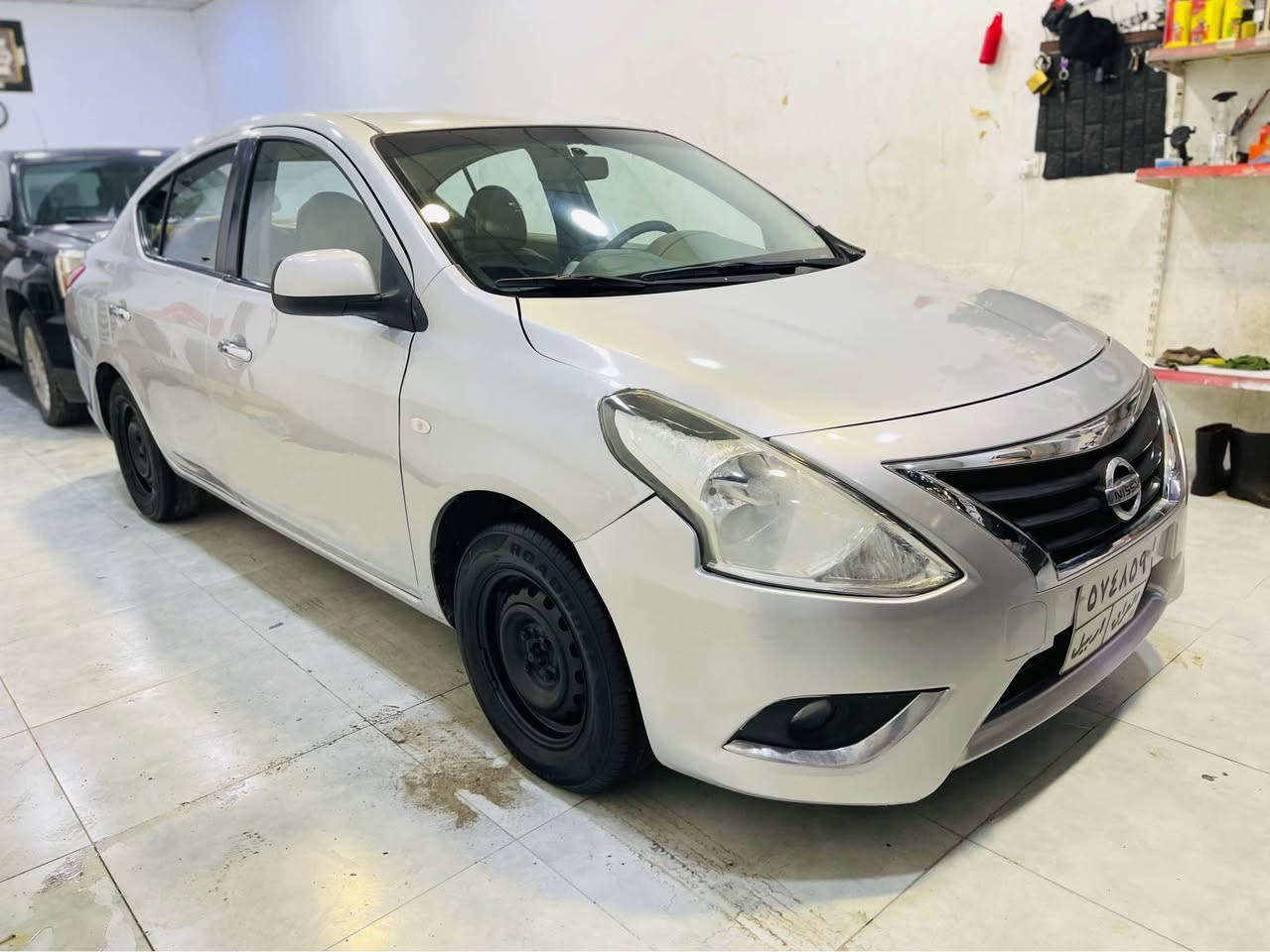 نيسان سه ني ٢٠١٨
مواصفات خليجي
ناوزه رد دووجام كاره با دبل كيج
بونيت و جاملغ. سبوغه
كه ميك زوره وه ي هه يه
ارباك سوكان سيستم كراييه
ده ركاي بشت سه ياق تعديلي هه يه 
شوين  هه و لير
٨٤$
*********** أربيل, العراق
