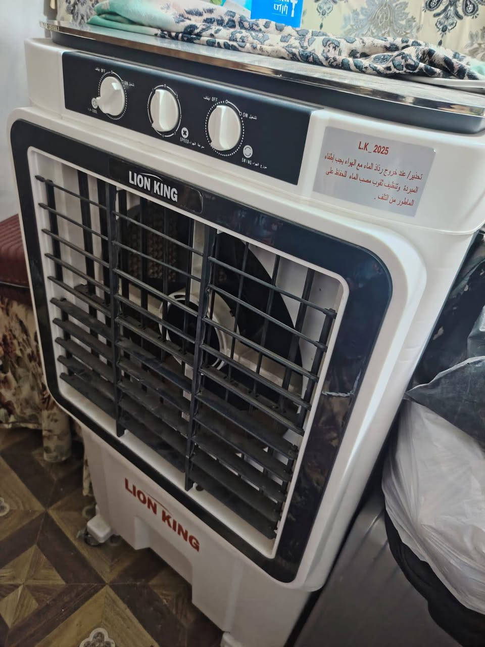 سلام عليكم موبرده وسط جديده نضافه 100بل100 بيع مستعجل لليريده يجيني وتساب  ***********
