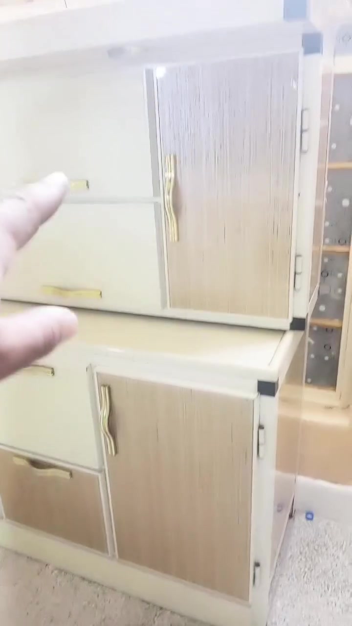 كاونتر للبيع المنيوم الثكيل مرمر طبيعي شغل درجه اولئ شراي اتفضل خاص أو اتصال على الرقم *********** مكاني بغداد يوجد توصيل محافظات
