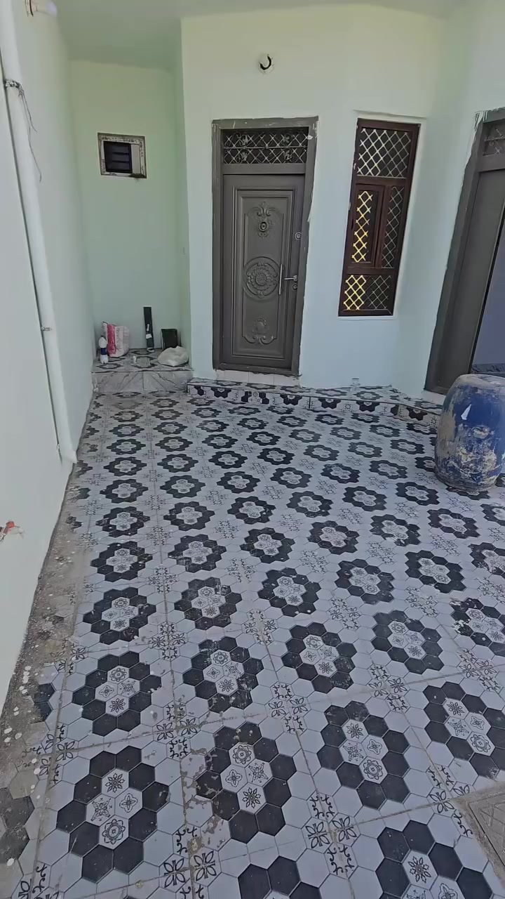 السلام عليكم
بيت للبيع 
الديوم منطقه ٦٠٠٠ صدر طير 
المساحه ١٠م في ٢٠م 
طابق واحد 
غرفتين نوم ومجموعتين صحيات 
وستقبال وموزع ومطبخ حار وبارد 
مع كراج وحديقه 
السعر ٩٠ وبيه مجال 
الاتصال   ***********
