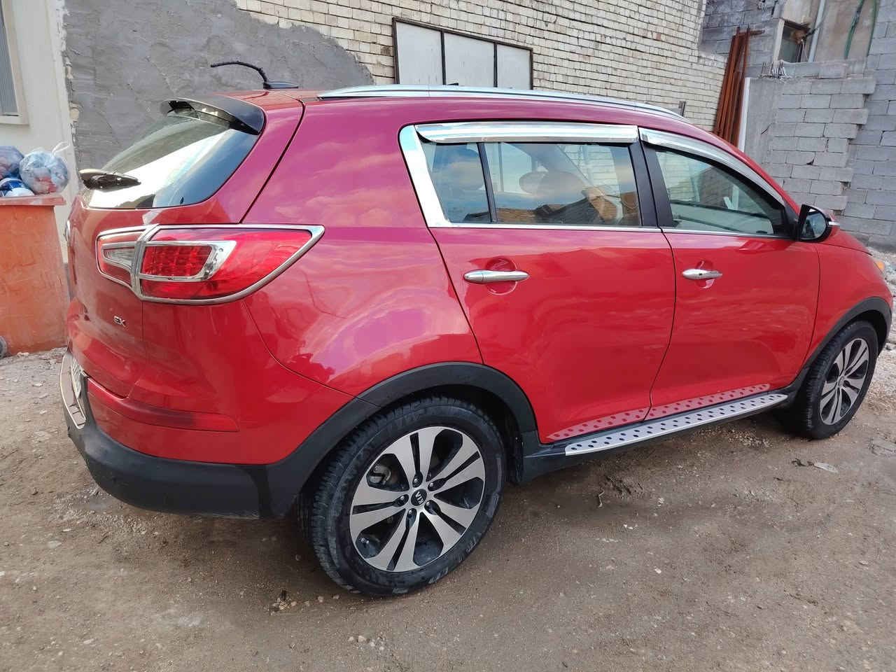 كيا سبورتج 2012 للبيع فقط
فووووول موصفات 
بانوراما
بصمه تشغيل
بصمه ابواب
ثلاجه بجكمجة
كشنات جلد تدفئة تبريد
كشنات كهرباء
مري شفط
اشاير بل مري 
حساسات
كامره شاشه
داتا شو تصوير امامي خلفي
فول تحكمات بعد بيها مواصفات اكثر
محرك2400 دوش
محرك كير جدد شادهن حاويه لوك بشرط
ترايك للسعوديه
سياره فور ويل لاغيه
حداديه ممتازه
سياره كله ليبل واحد كتلوكات الشركه بيه
سياره جاهزه ماتصرف عليه الف دينار
مصبوغه حزام جمالية
رقم بغداد باسمي مداور ثاني يوم سنويه لنهايه 2027
السعر 130$ بيه مجال حك الجيه سياره احلى من الصور
مكان السياره كربلاء حي الزهور
الشراي يتصل فقط ***********
