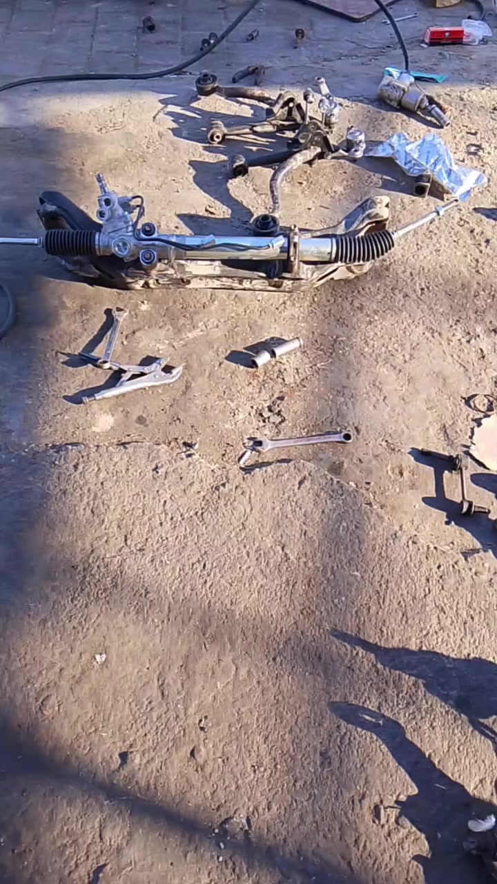 سلام عليكم علي الحداد جميع نواع سيارات  بغداد ***********
