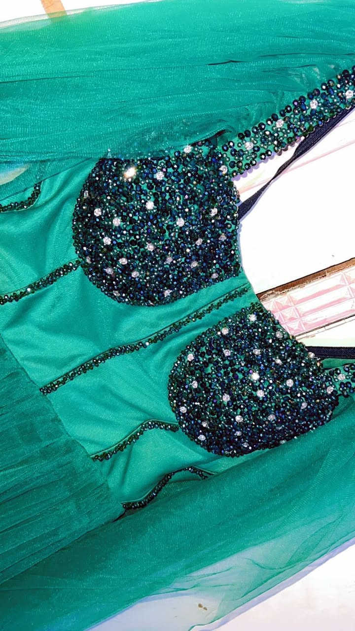 بدلة حفلات بنات تجنن باللبس تلبس  قياس 46و 48 سعرها ب35 وبيها مجال نضيفه ملبوسه مره وحده الله شاهد مكاني بصره تنومه


**إذا كنت صاحب هذا الإعلان وتريد حذفه لأي سبب، رجاءا أرسل رسالة إلى الدعم الفني**