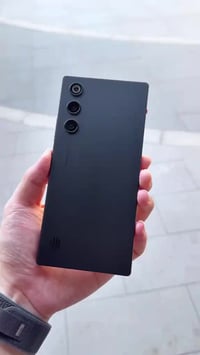 ريد ماجك ١٠ اير • ٥١٢ • نجف ميسان