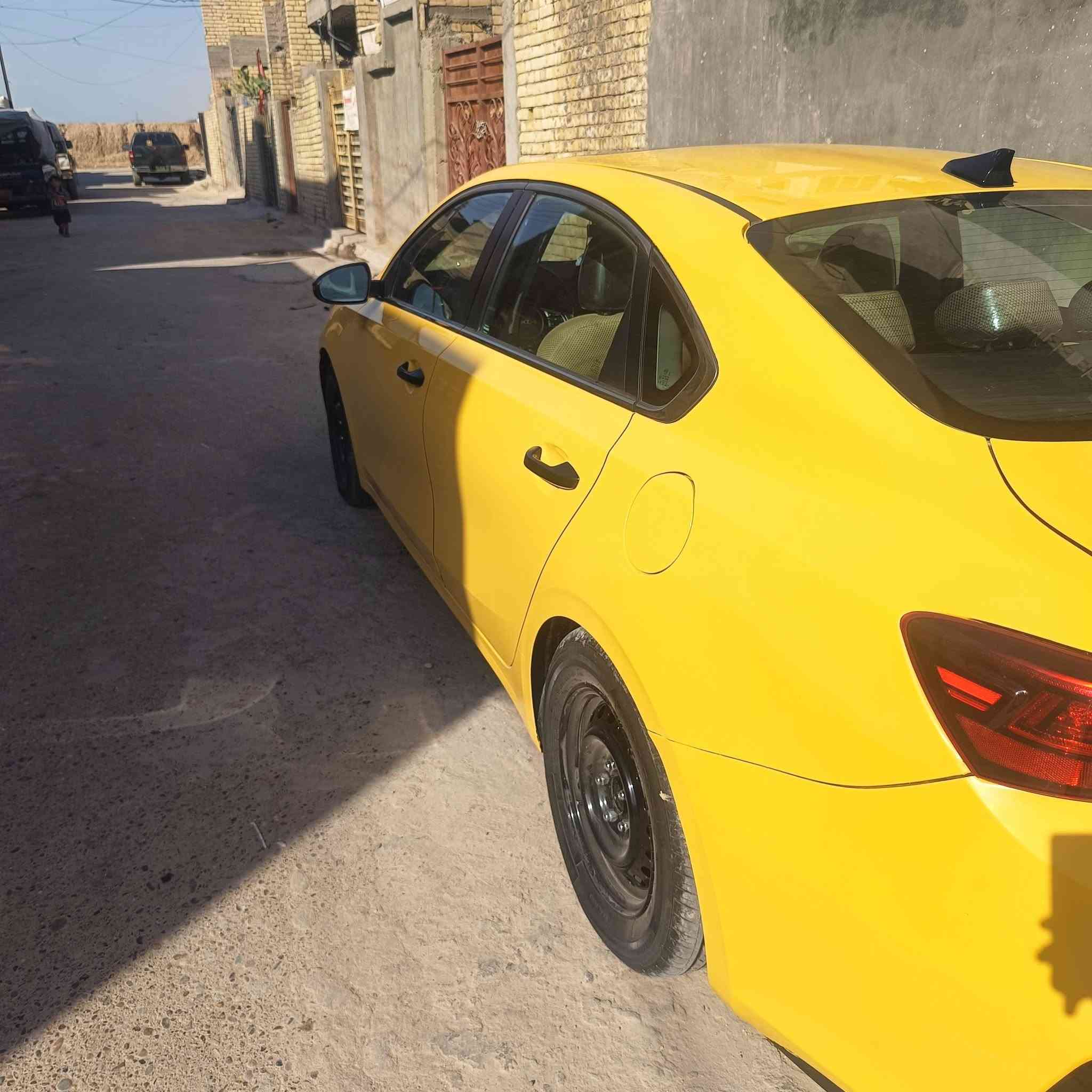 سلام عليكم فورتي21 كير مكينه خير من الله وين ما تريد تروح كير at سيارة بسمي مكان عبيدي شارع20 هاذا رقمي *********** خابرني وبيك خير وتدلل😂
