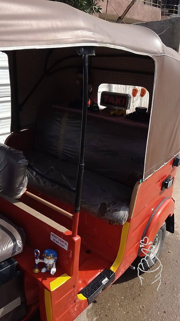 سلام وعليكم تكتك موديل 2018/6/28 كفاله من خياس وضربه مرقمه السعر 5700 بغداد زعفرانيه ***********
