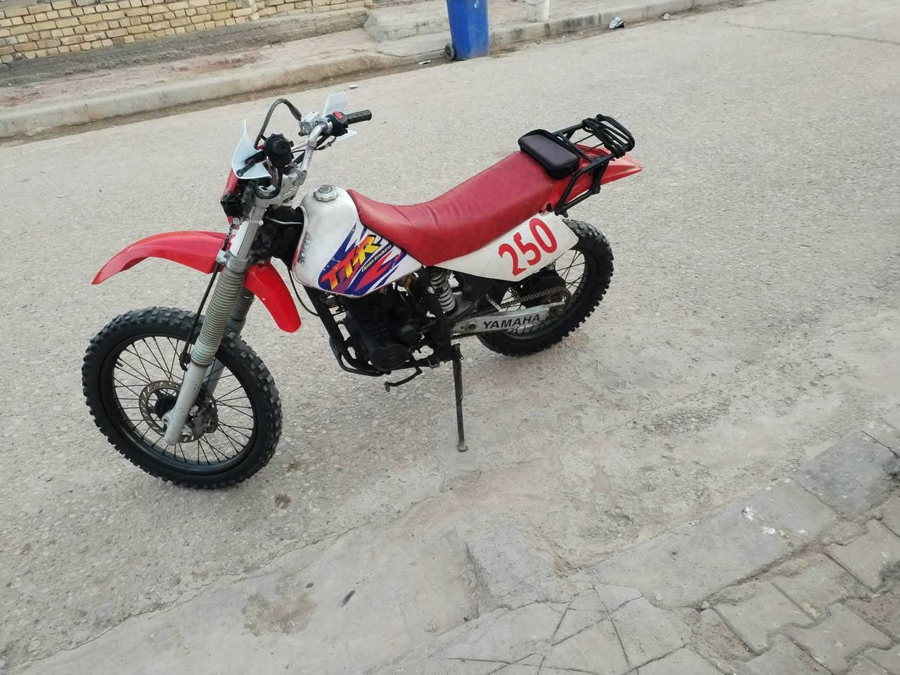 قفاز يوماها محور مكينه ستوته جاهزه نكره سلف كهربائيات كله مكاني علي الشرقي خاص ما اكو شراي يتصل عل رقم ***********
